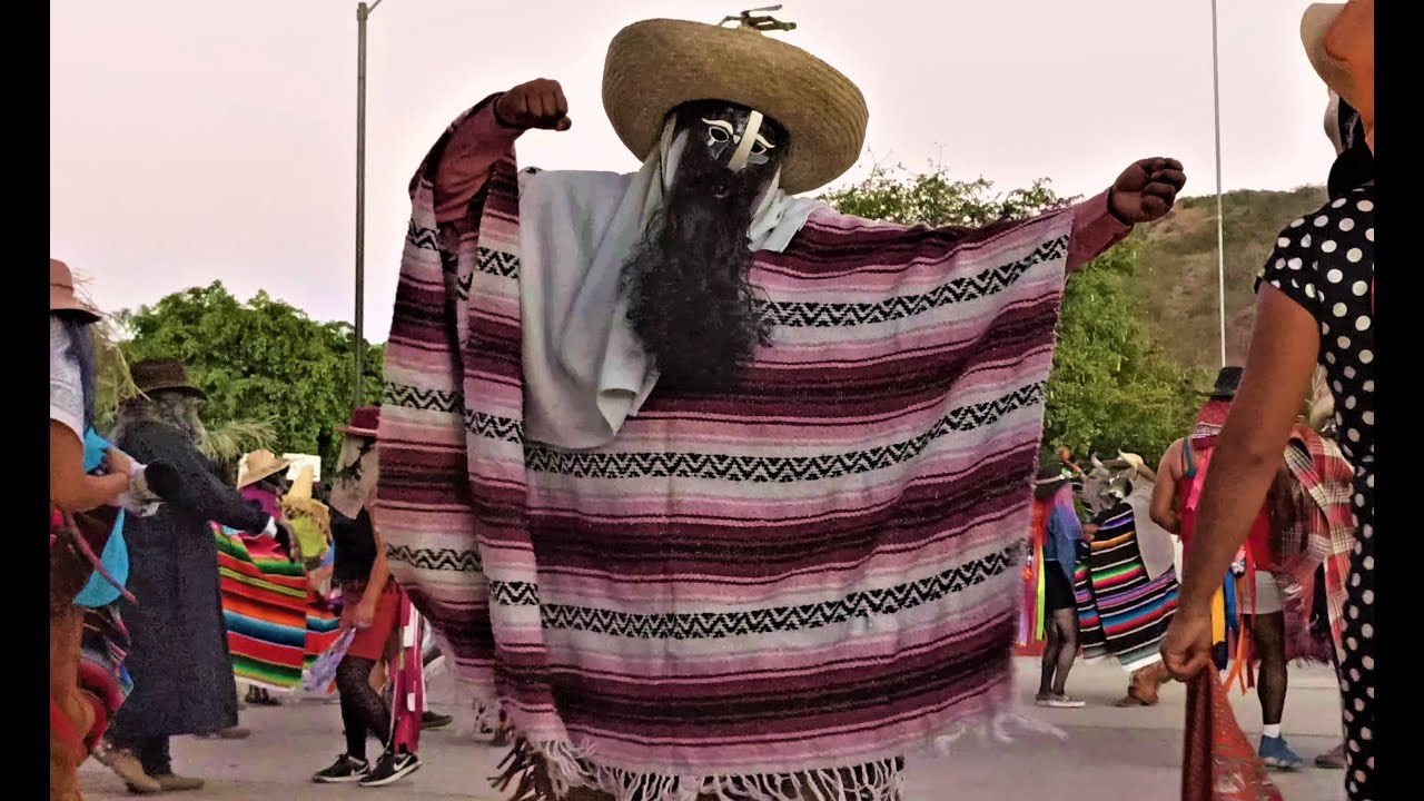 Carnaval en Santiago Yucuyachi, Oaxaca, México. 2022. Parte 03