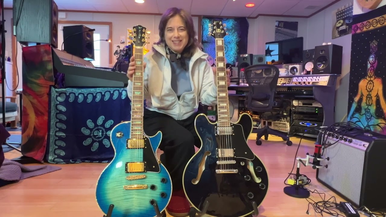 AIO Wolf Guitars & Flatter