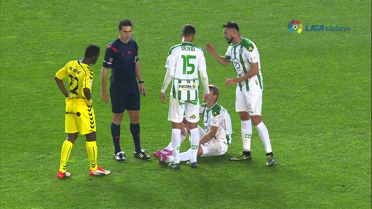 Resumen de C&oacute;rdoba CF (2-1) Real Oviedo