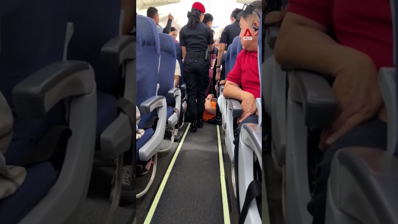Man dragged off Thai Lion Air flight by the arms after row over emergency exit seat request