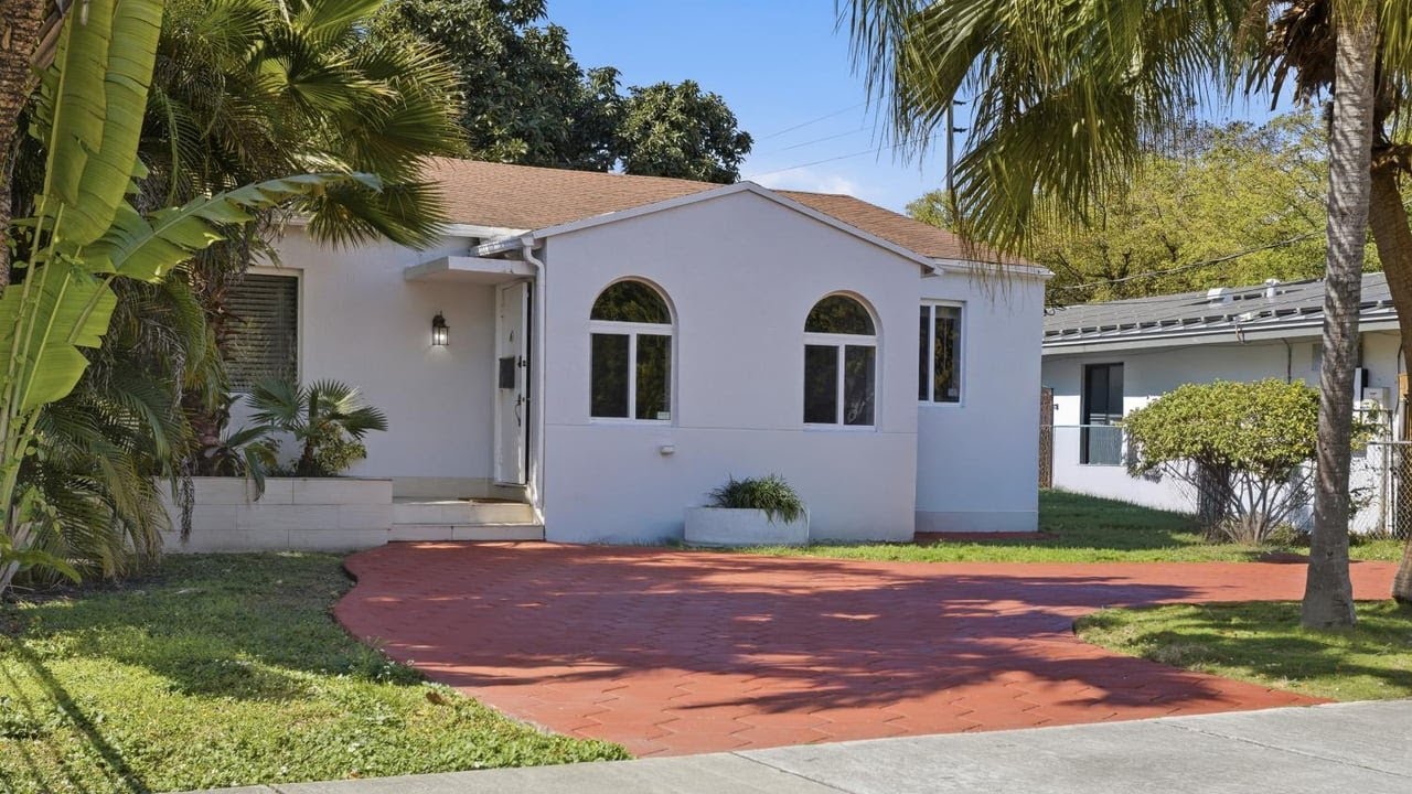 366 SW 18th Rd, Miami, FL