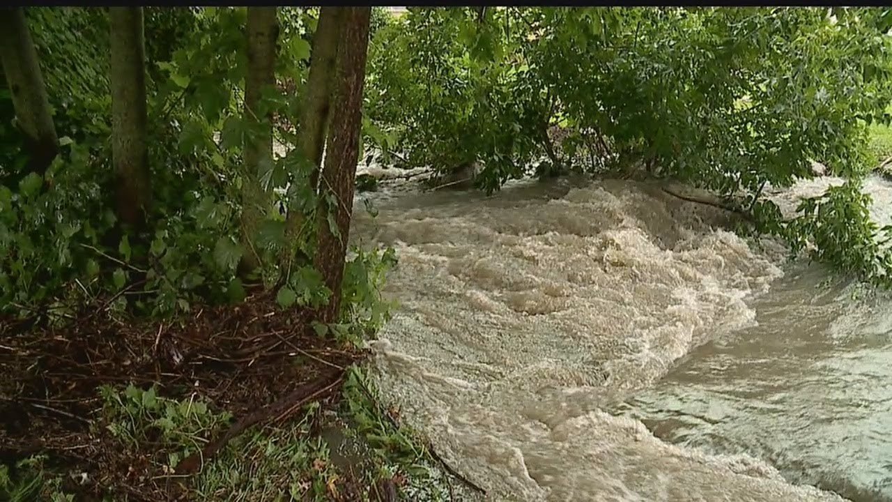 Heavy rain in Struthers causes creek overflow, flooding at high school