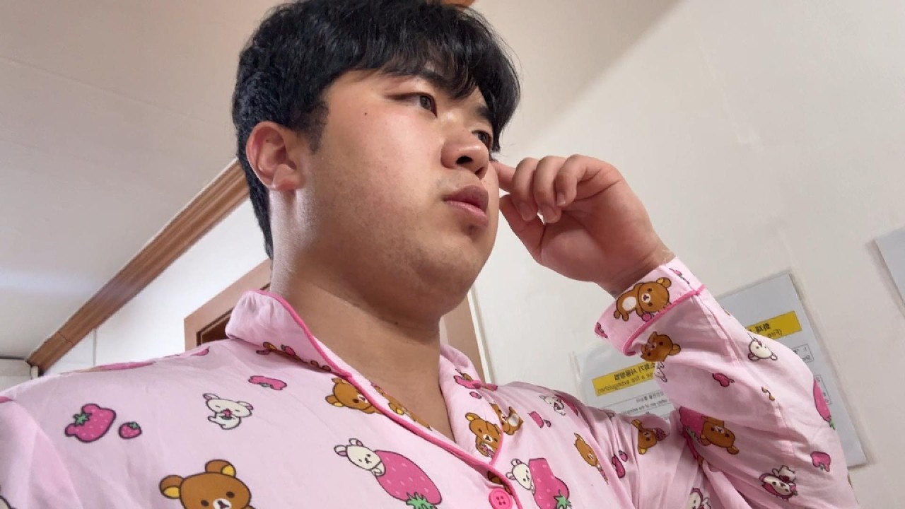드디어 부산 혼자 살기 시작...했는데 갑자기 손님이 생겼다