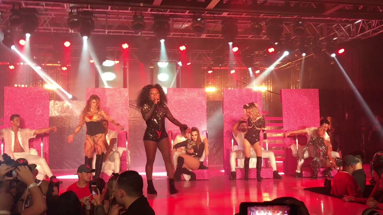 Te deixo tocar Cha Rouge 02-12-2017 SAO PAULO HD (CHÁ DA ALICE) by @luuhfirmino