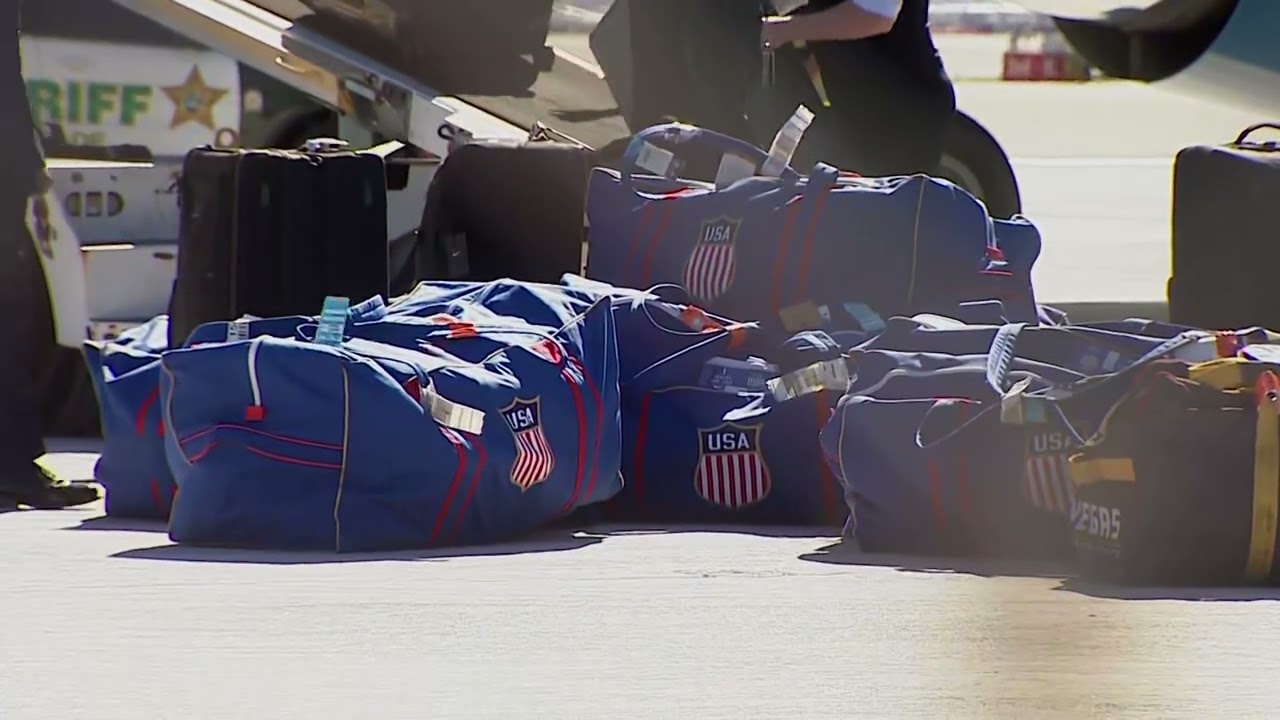 US men's hockey team departs for State of the Union