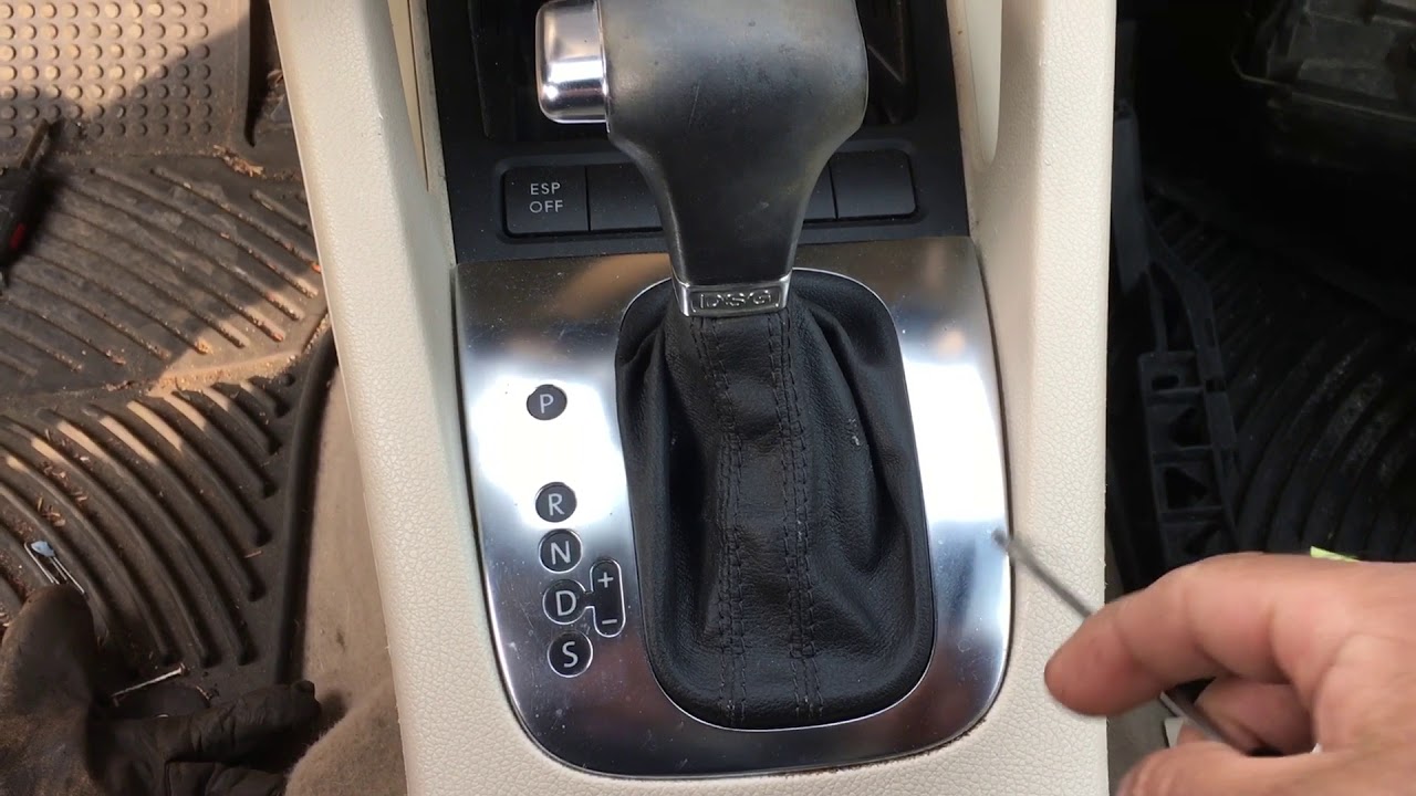 Как перевести Volkswagen Eos 2009 года на нейтральную передачу