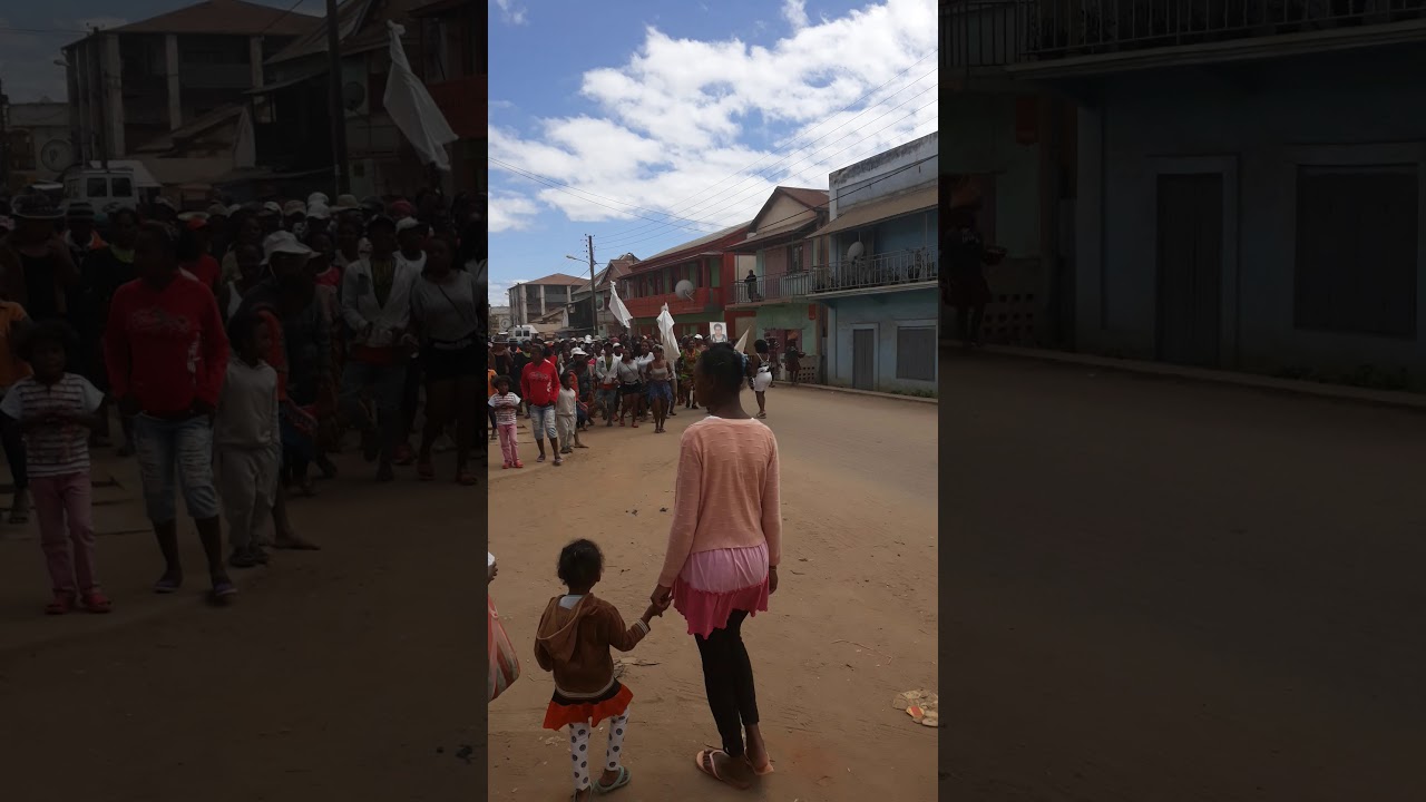 Folklore Ambatondrazaka Madagascar