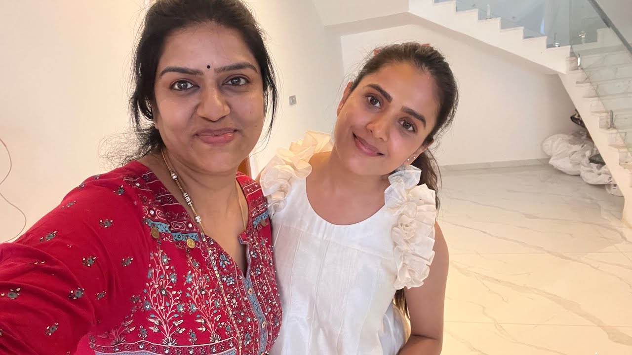 Bigboss nunchi vachaka maa thanuja tho our MM family Celebrations❤️ || Bhavana Reddy || VR The Media