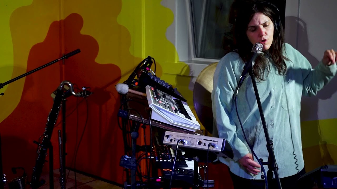 Emily Wells - Love Saves the Day (Live on KRBX Radio Boise)