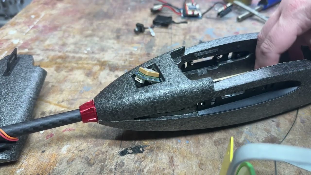Heewing T1 Ranger VTOL!: Part 7 - Soldering Our GPS, TBS RX & Air Unit!