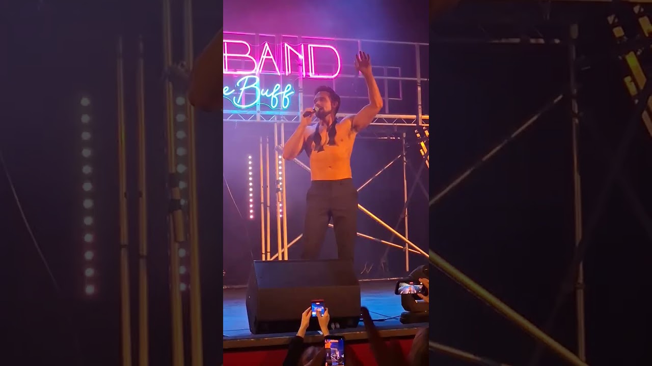 Gareth Gates in Boyband in the Buff Singing Spirit In The Sky. 26/2/26