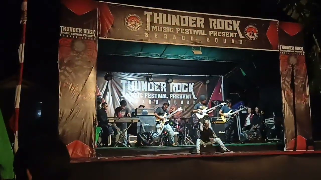 Fantasi - Indonesia Baru Cover by Kamanyan band | Festival Musik Thunder Rock Sebadu Squad