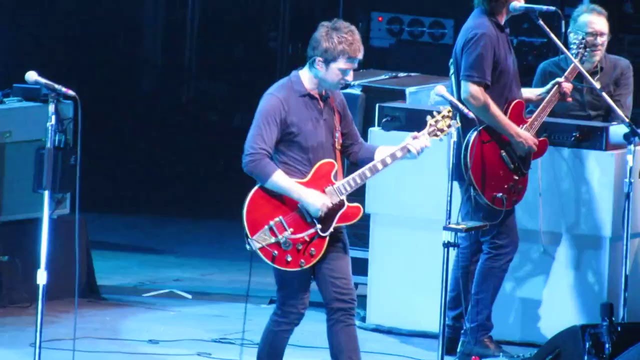 Noel Gallagher - Don't Look Back In Anger - Luna Park - Buenos Aires, 2016