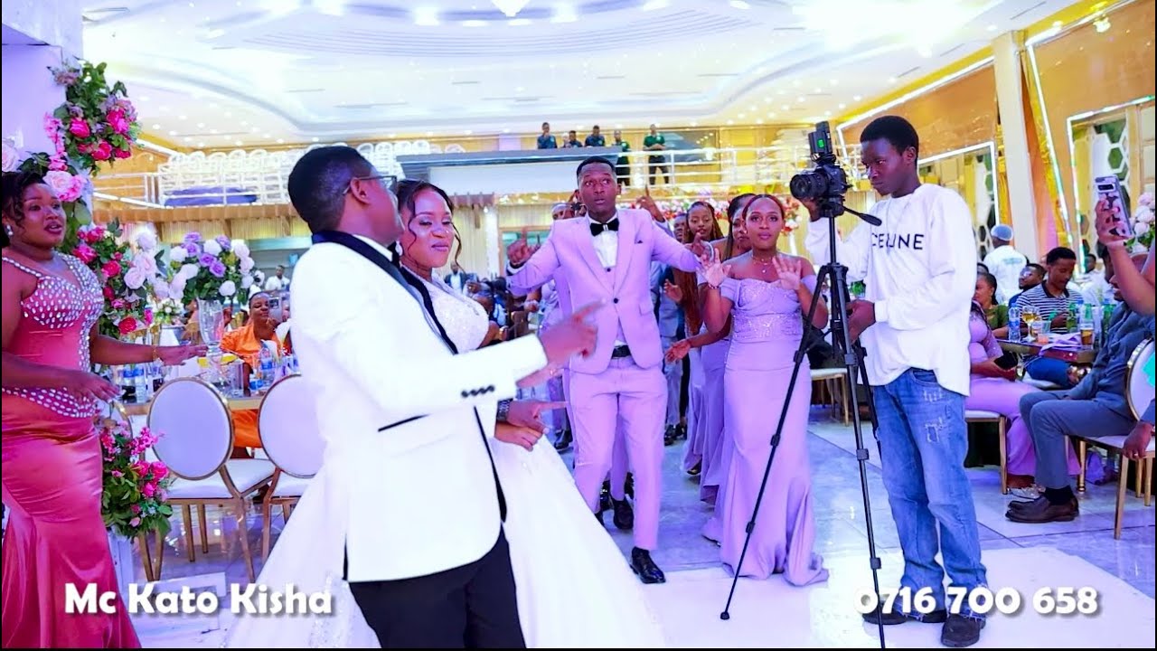 HII KALI UTAIPENDA |MAHARUS WALIVYOINGIA NA KUPOKELEWA NA VIJANA WAO KWA SHANGWE ZITO |JACKSON&EDINA