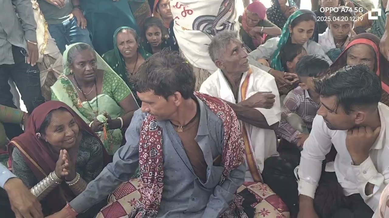મોર ને ચીત્રવાનો ના હોય એતો કુદરતી હોય જય ગોગા મહારાજ સૌ ના સપના પુરા કરજે