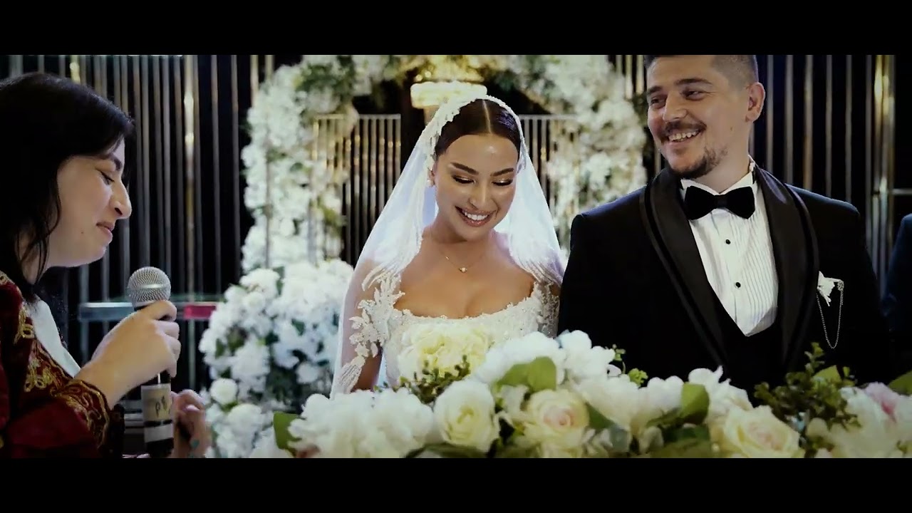 Sara & Burak Evleniyor !