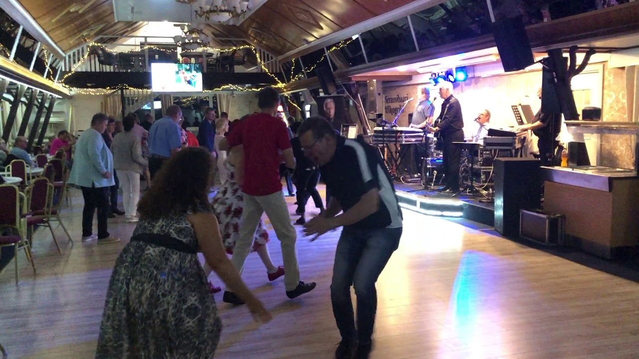 Kari Vepsä & Onnenmaa - Let's twist again