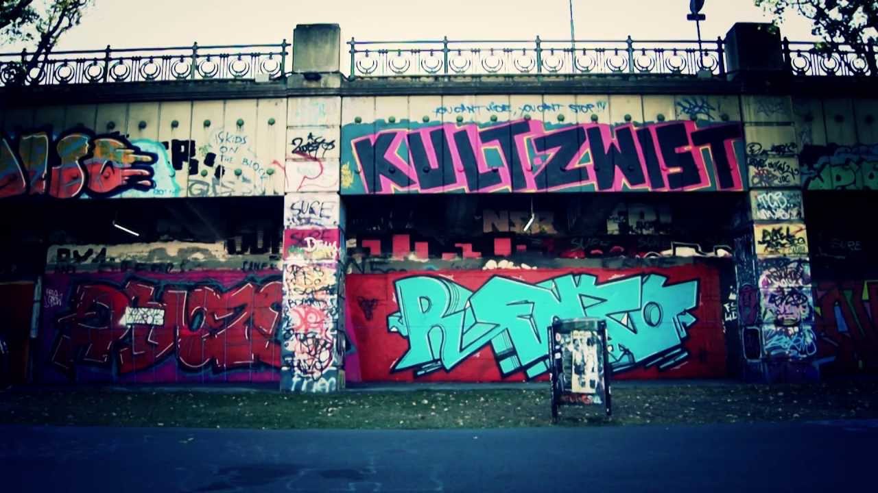 Urban Slackline Movie - Vienna, Austria 2011