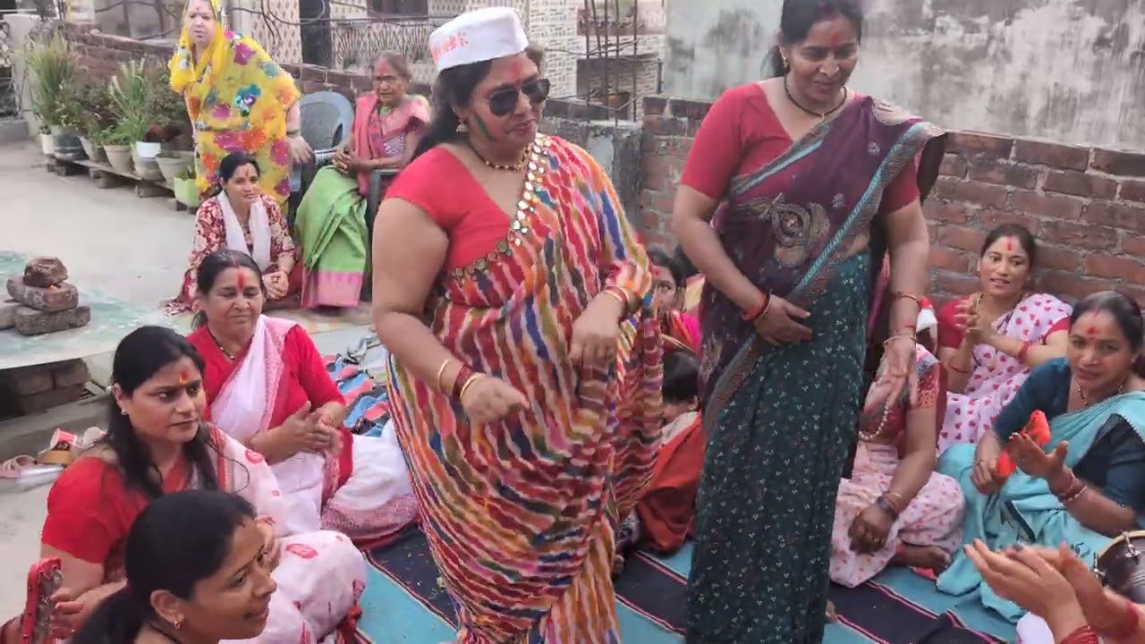 रंग बरसे भीगे चुनर वाली रंग बरसे होली स्पेशल गाने 👌 मस्त डांस वीडियो 💯 पहाड़ी लुक मै 