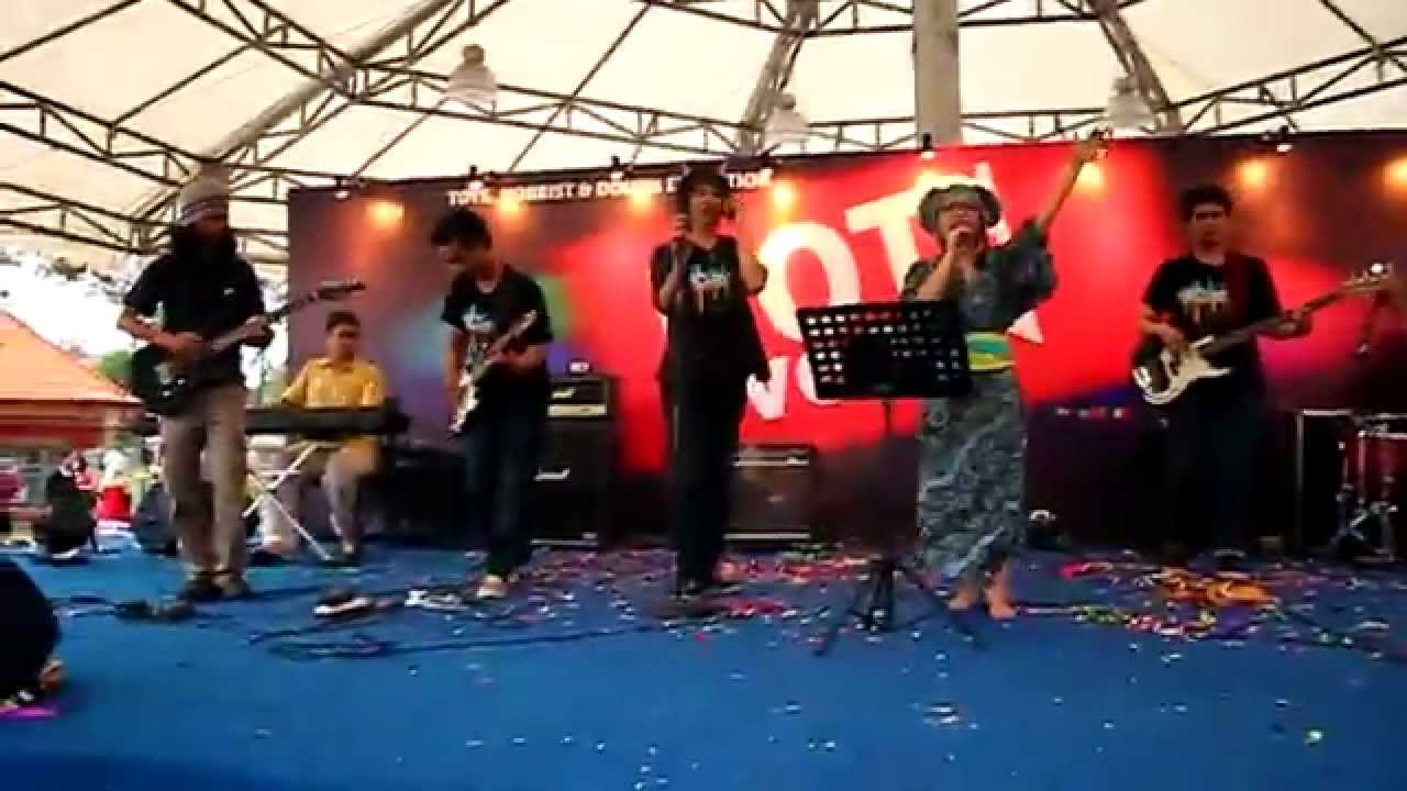 Vocapost Band @ HOT Event : Tell Your World