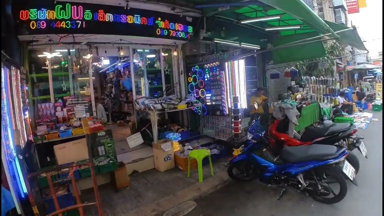 Electric Street Market ( Ban Mo ) Bangkok Thailand FEB 2022