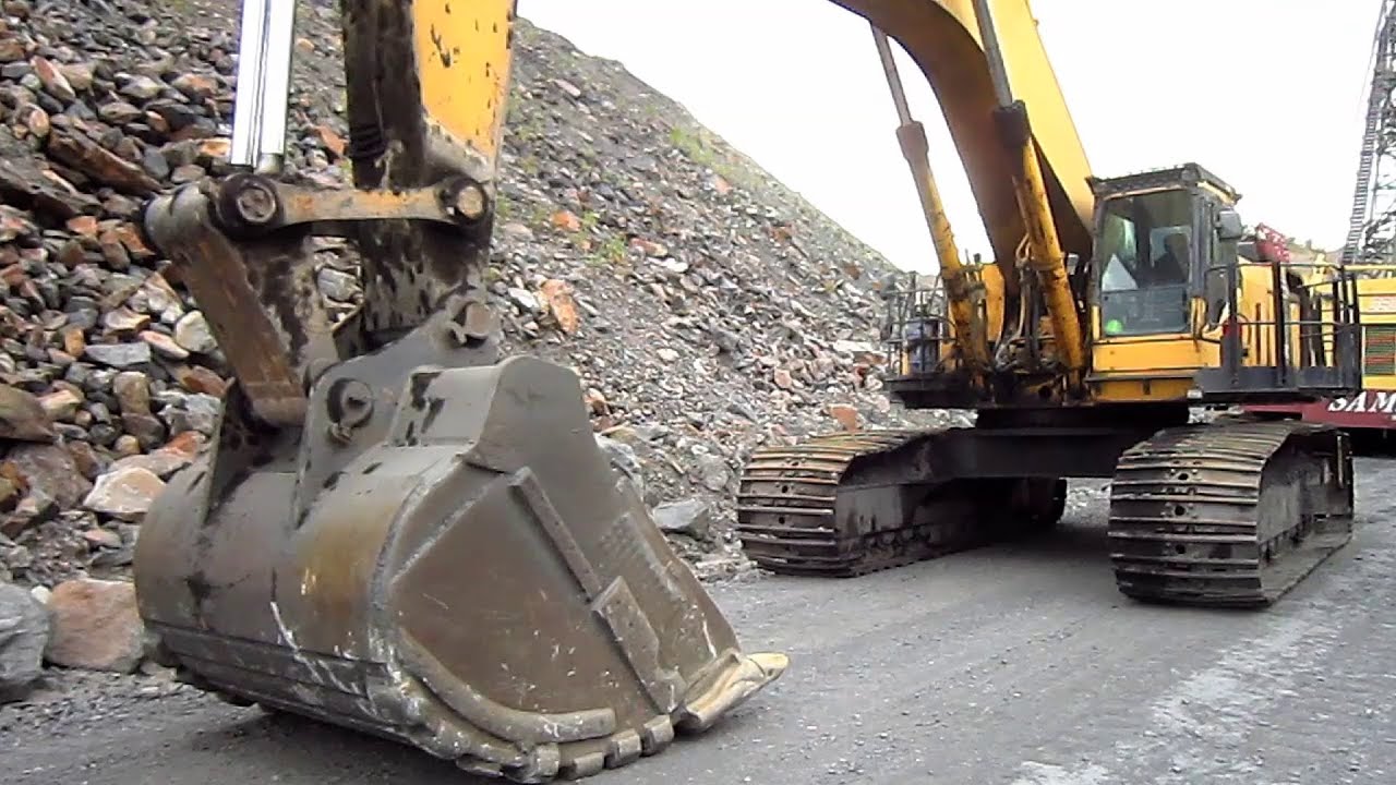 The Komatsu PC1250-8 - Beast Mode!