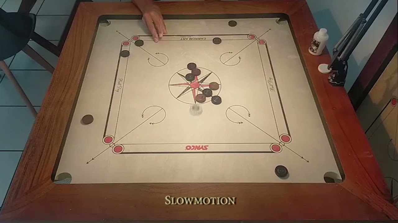 CARROM Nice Bulldog White SLAM n.2 by Pierre
