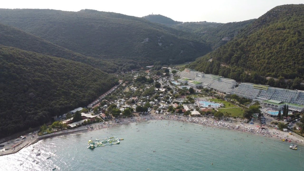 2021 Camping Oliva / Hotels Narcis, Hedera, Mimosa in Rabac, Istrien, Kroatien - 4k Drohnenaufnahmen