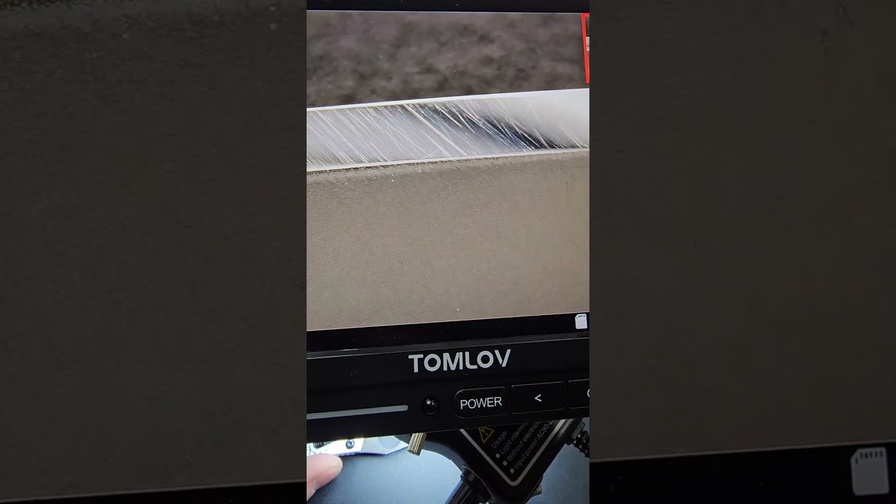 Mirror polished edge VS toothy edge