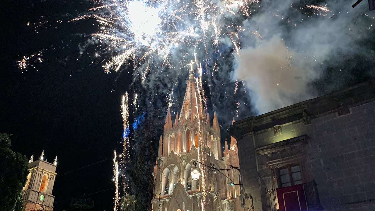 15 de septiembre, gritó de independencia en San Miguel de Allende en el jardín principal. 2022