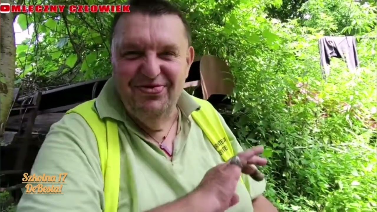 Krzysio-Misio zamawia piwo i składa sam na siebie donos, a Major wchodzi na drabinę... #wspomnienia