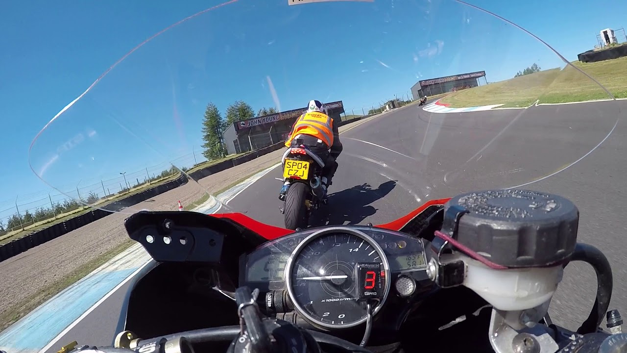 my crash at knockhill 30.06.18