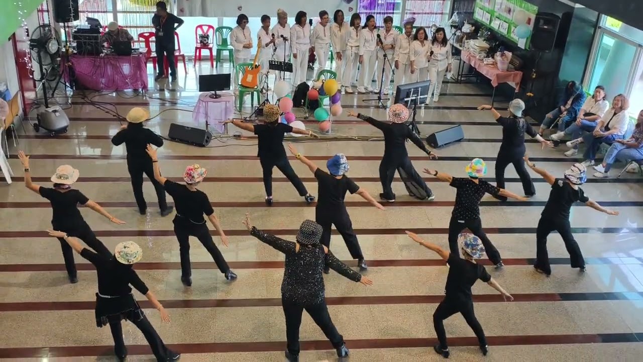 21.Sing & dance/ ดาว ล้อมเดือน / ทีม Inhamony/ ไลน์แดนซ์ทีมงาน อ.อรุณศรี