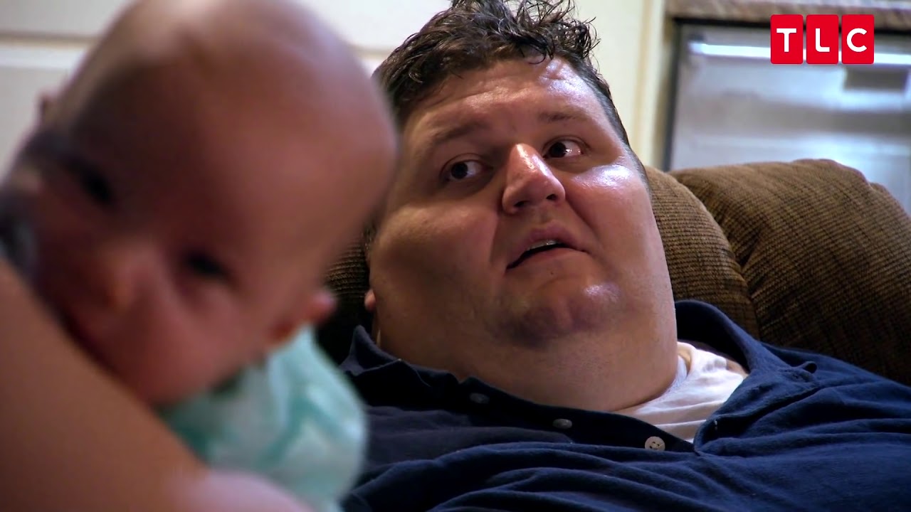 This Dad Can't Help Raise His Kids Because His Weight Gets In The Way