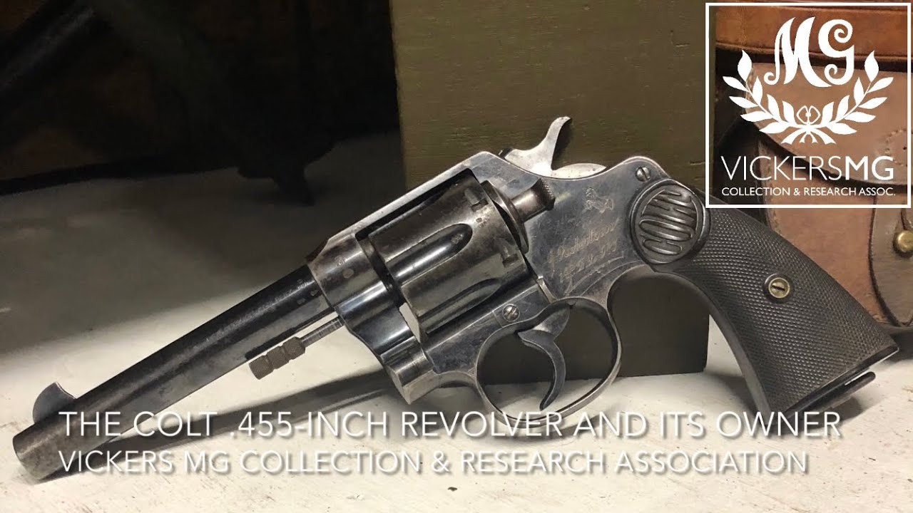 Револьвер Colt калибра .455 дюйма и его владелец
