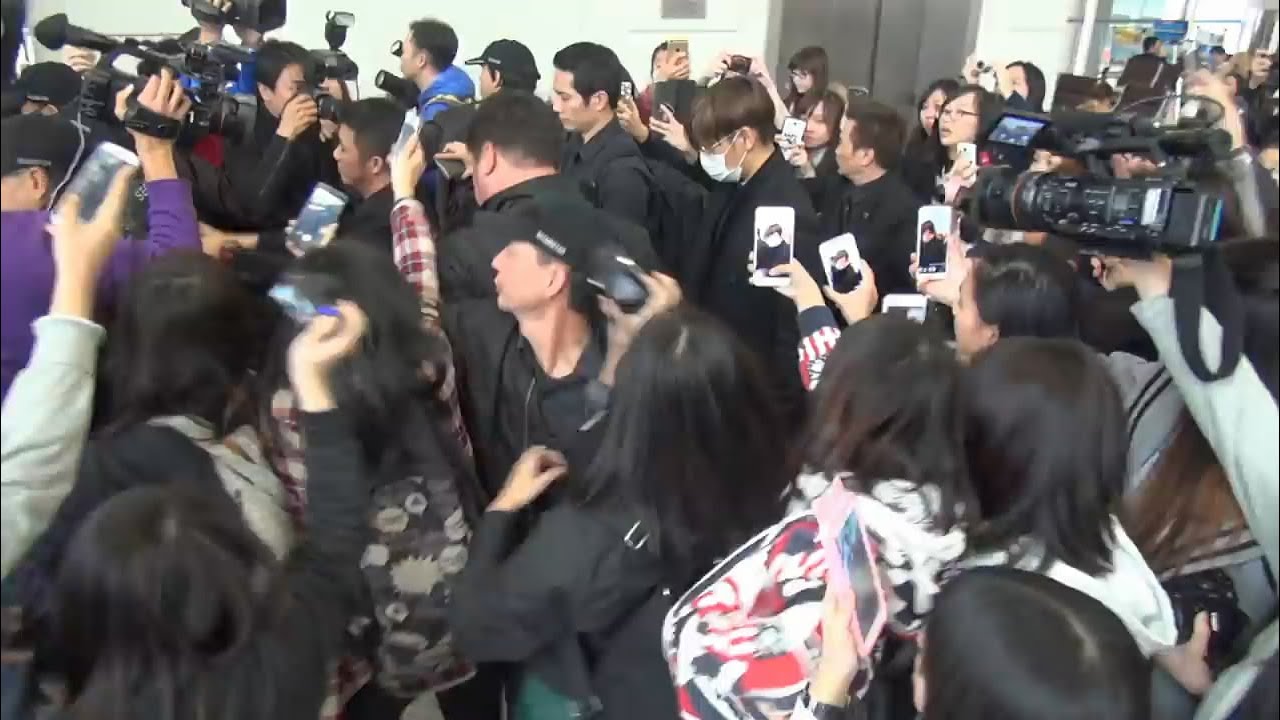 BIGBANG - T.O.P 崔勝鉉Choi Seung Hyun(최승현) Hong Kong Airport Arrival 20150313