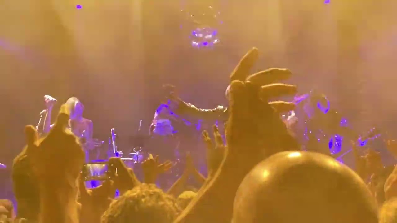 Son Mieux - Will Pt. I (LIVE @ Bibelot Dordrecht 21.05.2022)