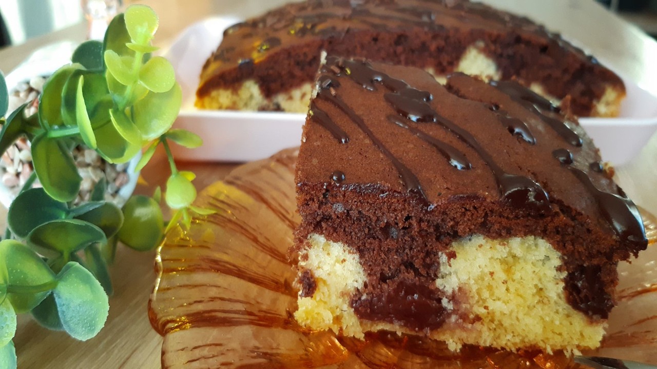 🍰 Dwukolorowe ciasto z truskawkami z kompotu 🍓