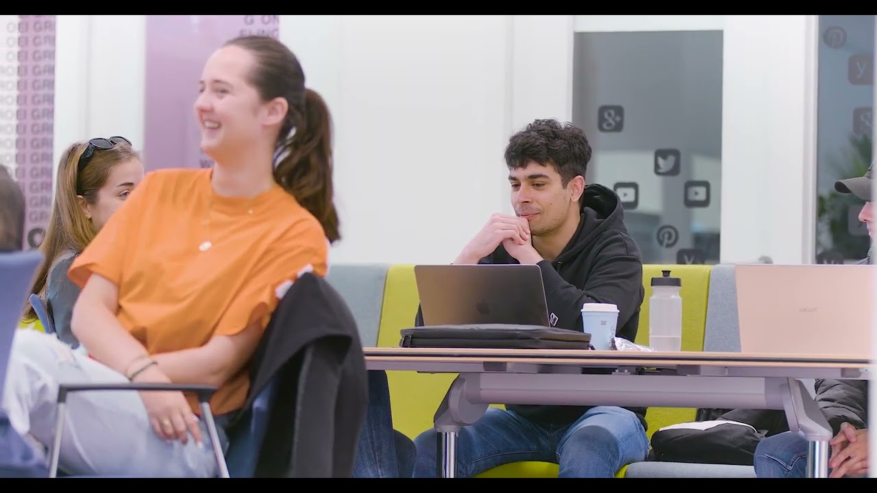 Discover International Communication Management at Fontys 🌍 | Study in Eindhoven, the Netherlands!