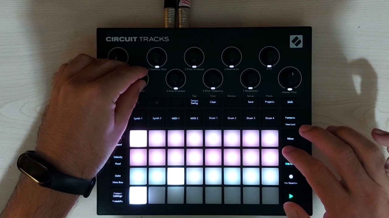 Circuit tracks minimal techno for BEGINNERS