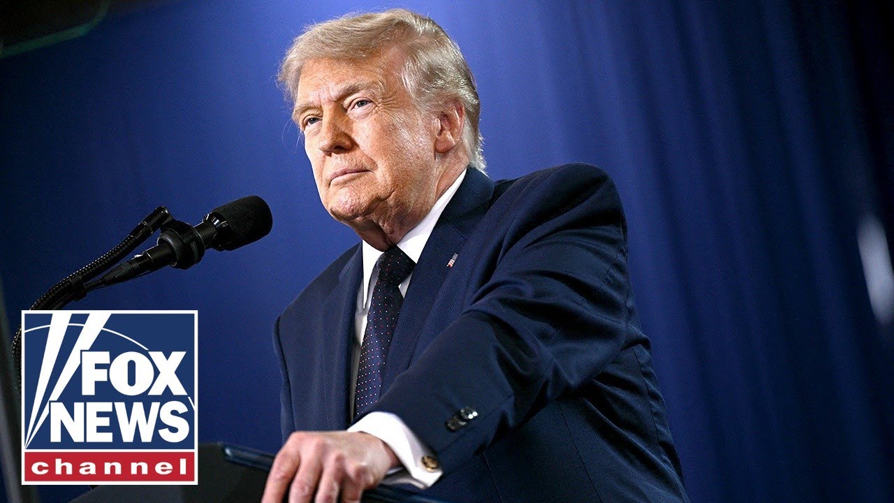 &laquo;Третьесортные&raquo;: Трамп обрушился с критикой на художников, игнорирующих празднование 250-летия Ам...