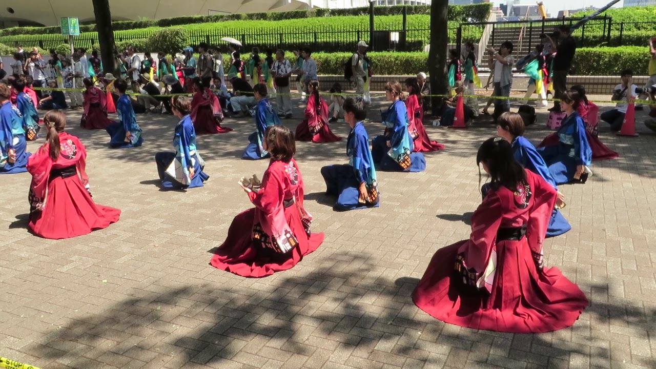 早稲田大学