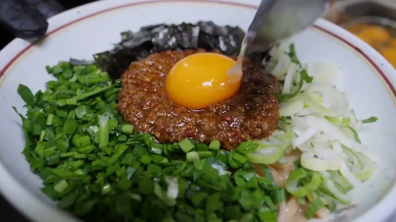 美食分享 500碗拉麵每天售罄!？日本拉麵大賽第一名！瘋狂品質拌蕎麥麵，豬骨拉麵   韓國街頭食品