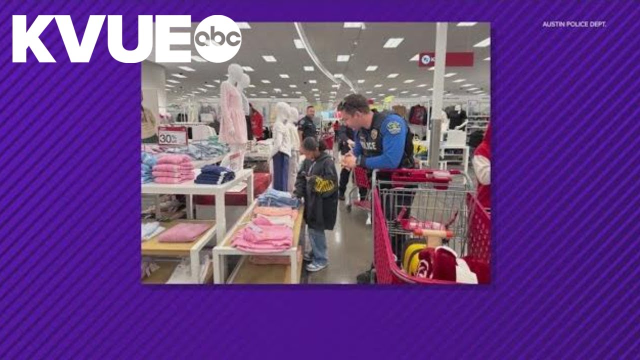 Officers go shopping with Austin kids