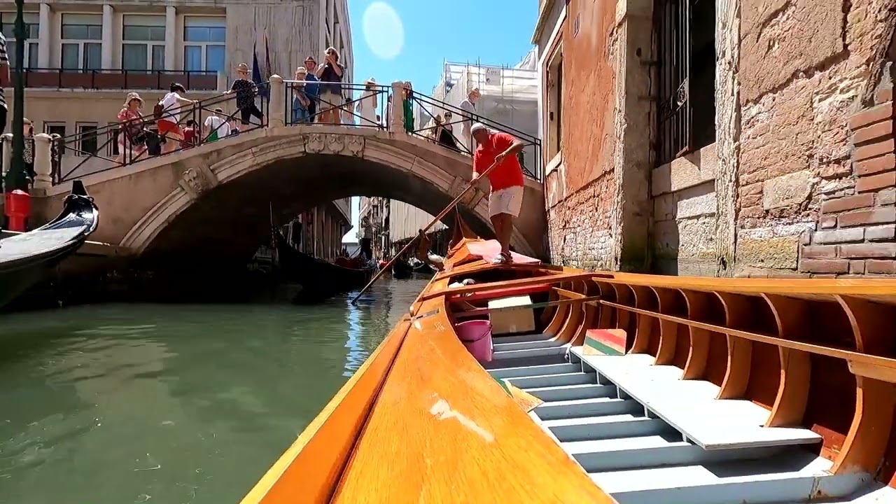 la gondola Tata a un remo-Castello-San Marco-Cannaregio
