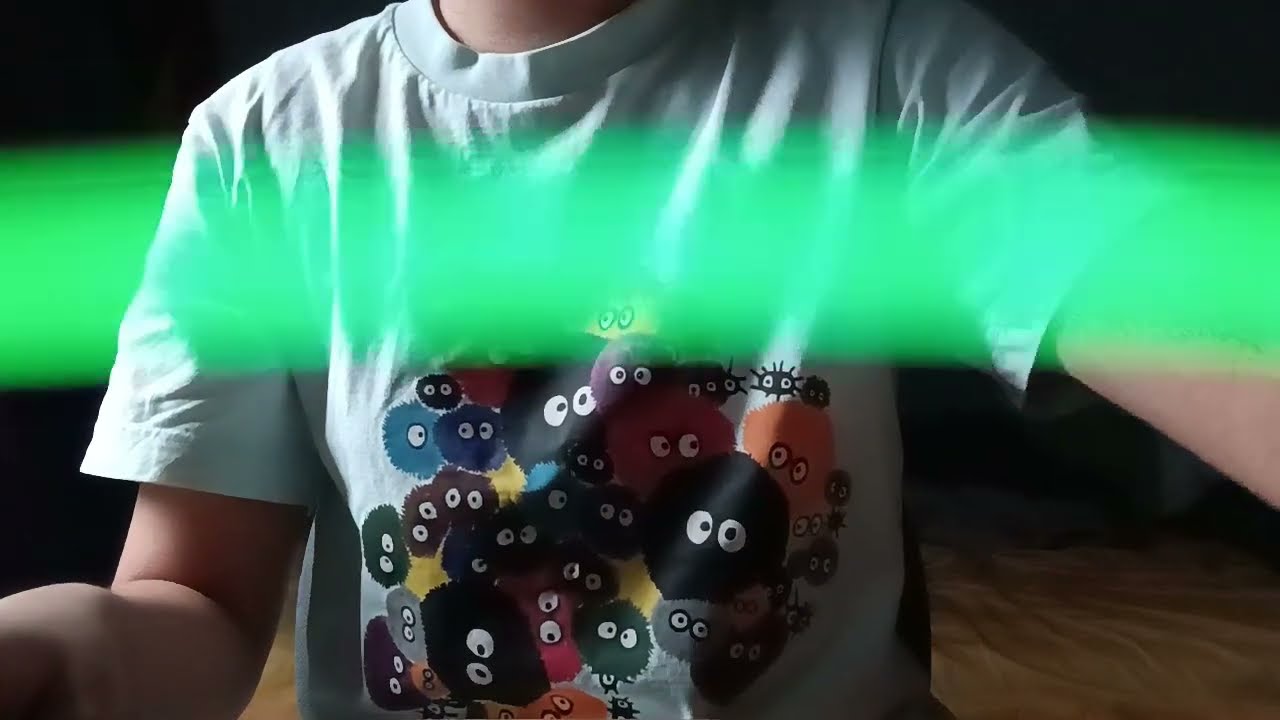 Christmas Advent Day 17 : ASMR Visual triggers (no talking)