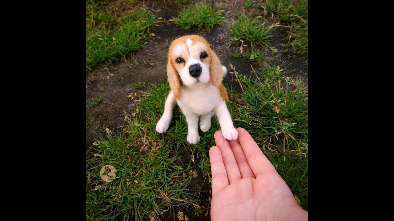 Beagle and the backstage from needle felting process #needlefelteddog #filcowanie #realistic