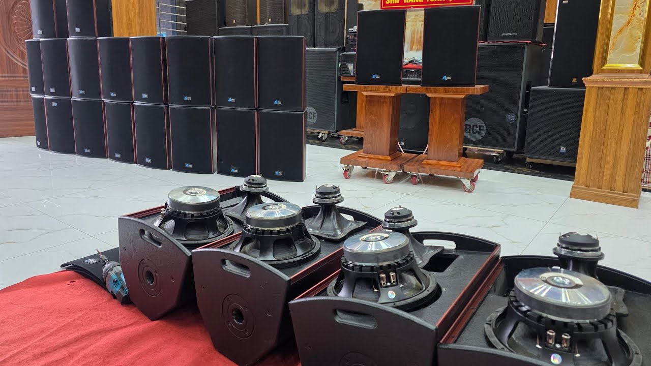 Mở nội thất và téc chất âm loa CREATSONIC bát tép 18*ytalia  ai mua xin đt 0374823386
