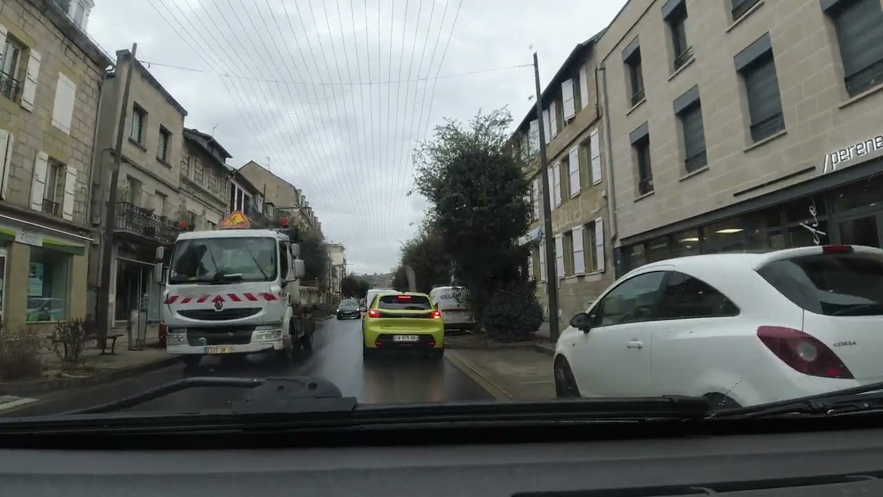 Brive . Drive car  vers Pont cardinal 2 minutes Zen