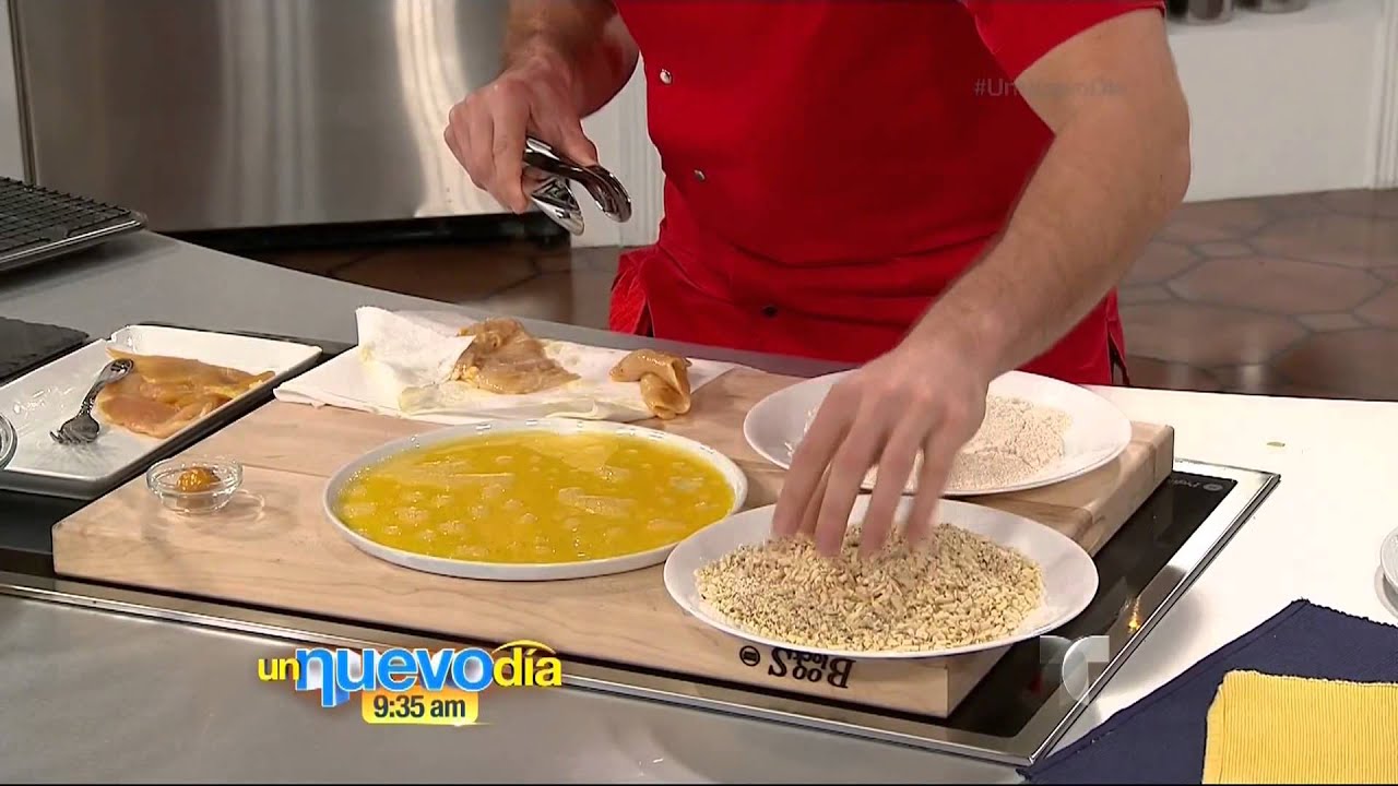 Milanesa horneada | Un Nuevo Día | Telemundo